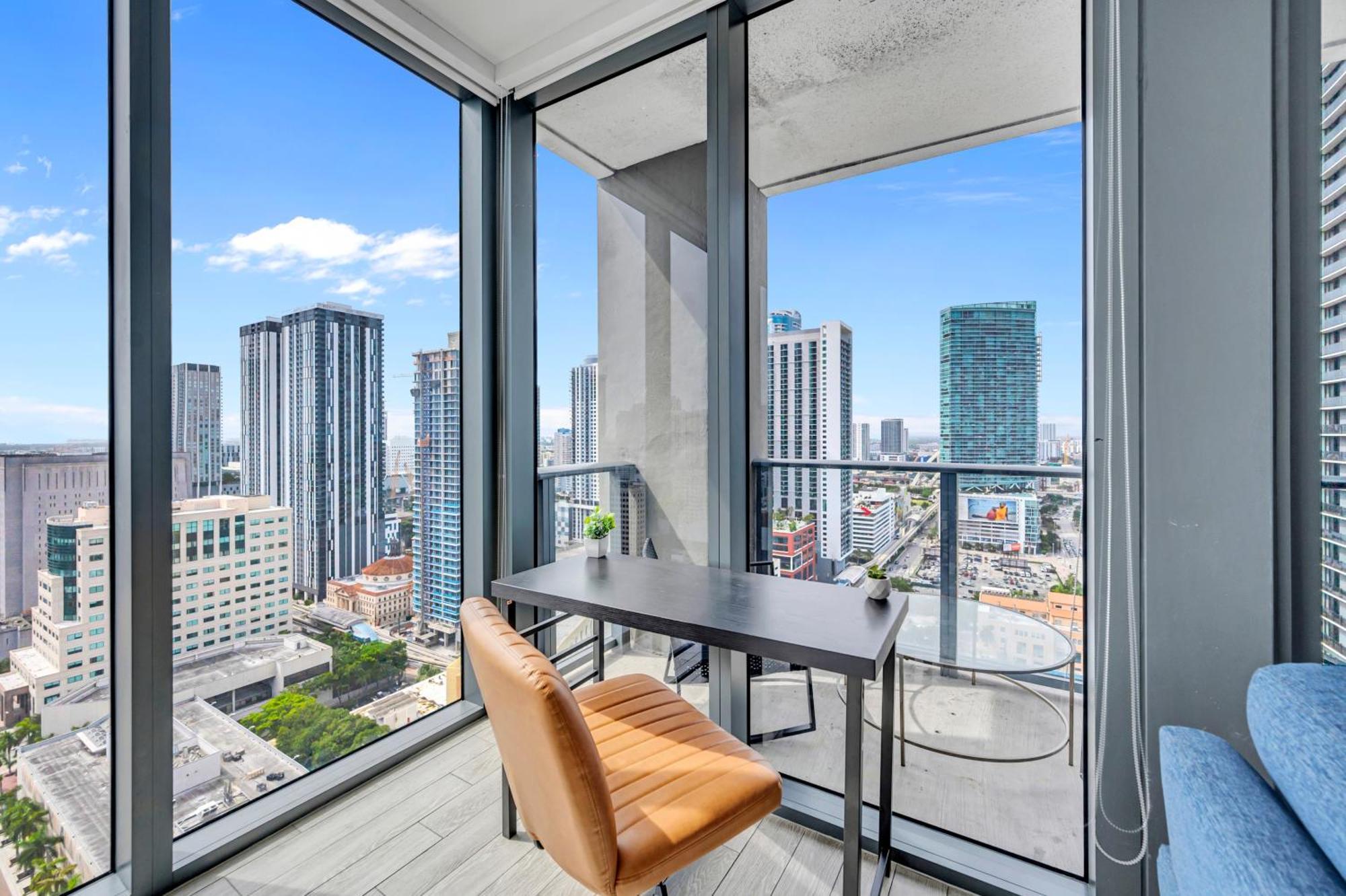 Great 3 Beds 3 Baths Appartment Downtown ไมอามี ภายนอก รูปภาพ